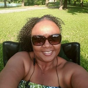 Meet your Posher, Kim